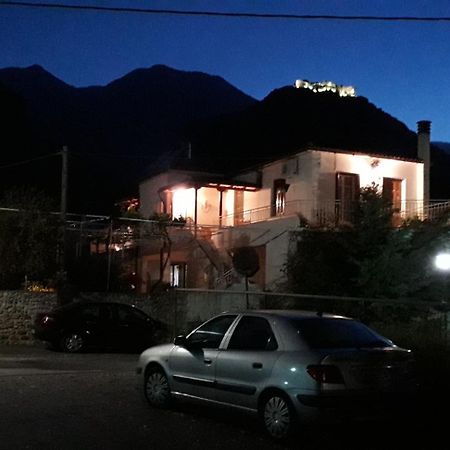 Art Flowers And Culture Mystras Esterno foto